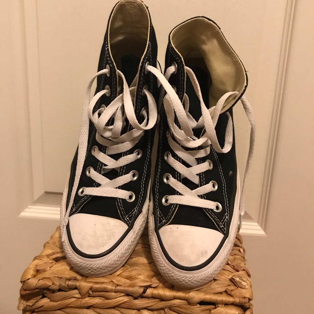 Black Converse